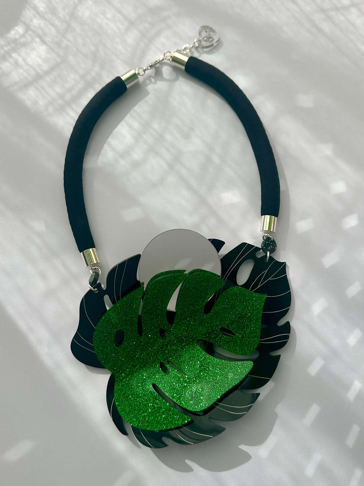 Collar Luna Monstera