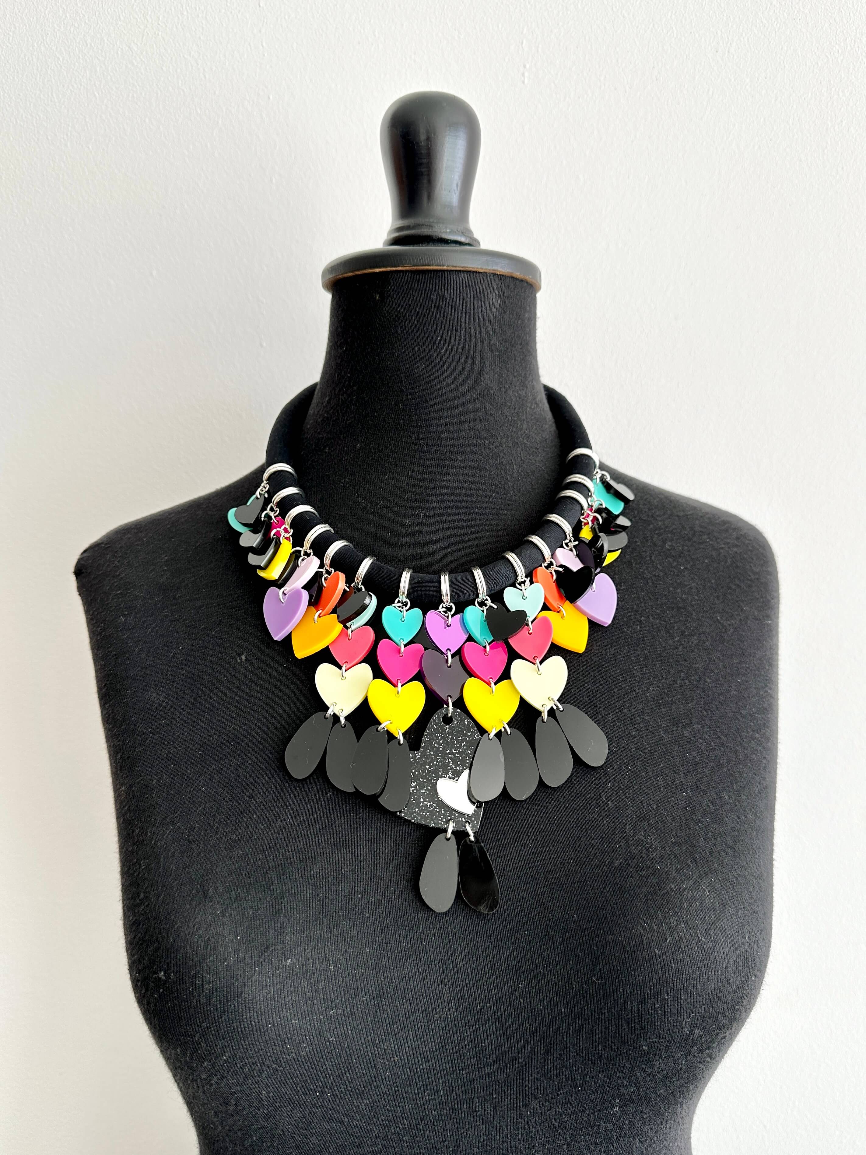 Collar Corazonada